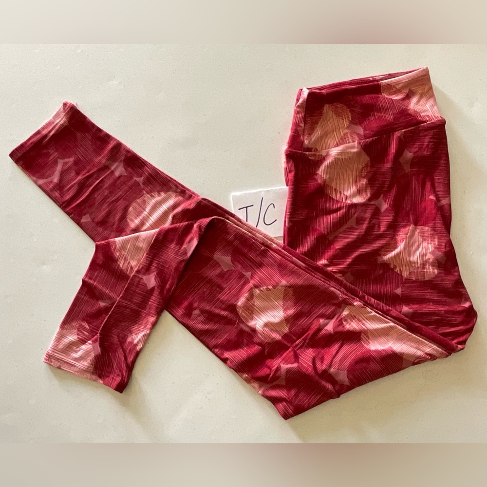 ❤️LuLaRoe Holiday Collection T/C Leggings
